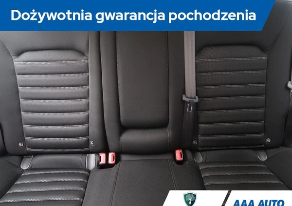 Ford Mondeo cena 38000 przebieg: 211383, rok produkcji 2015 z Trzebnica małe 137